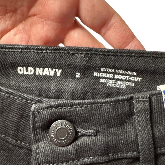 NWT Old Navy Extra High Rise Kicker Boot Cut buttonfly black jeans women’s sz 2 - Picture 8 of 14